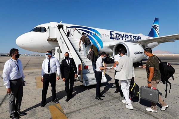 مصر للطيران الشارقة