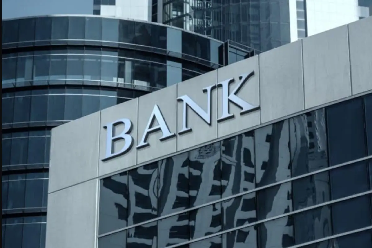 دوام البنوك في الامارات