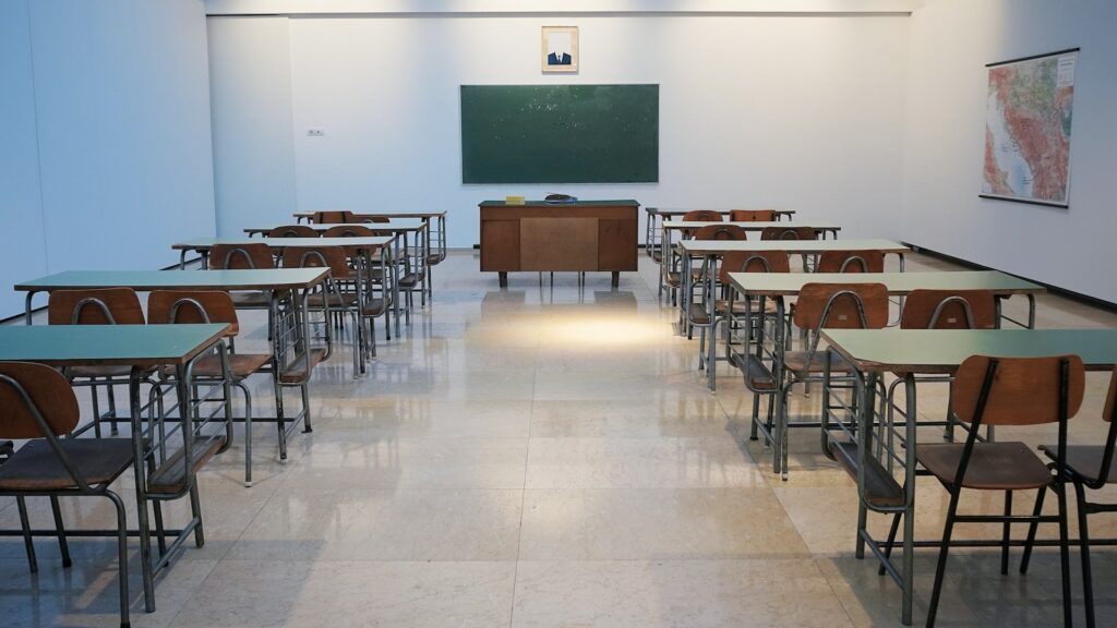 المدارس الحكومية في ابوظبي