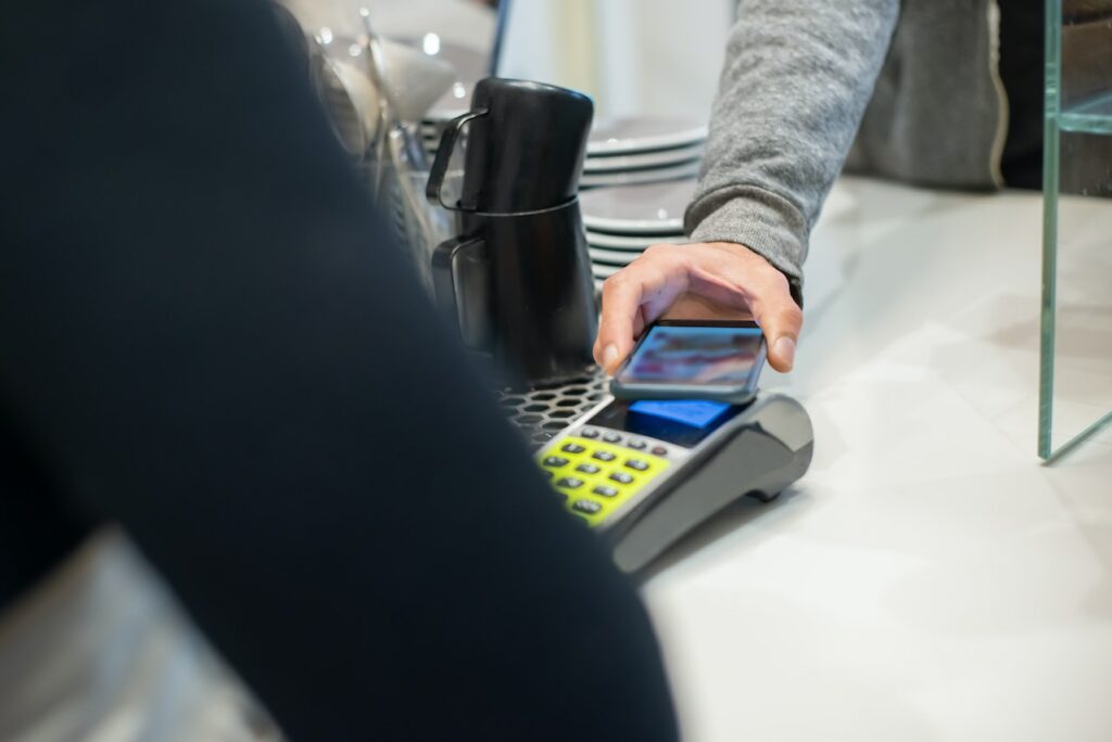 المحفظة الالكترونية e-wallet