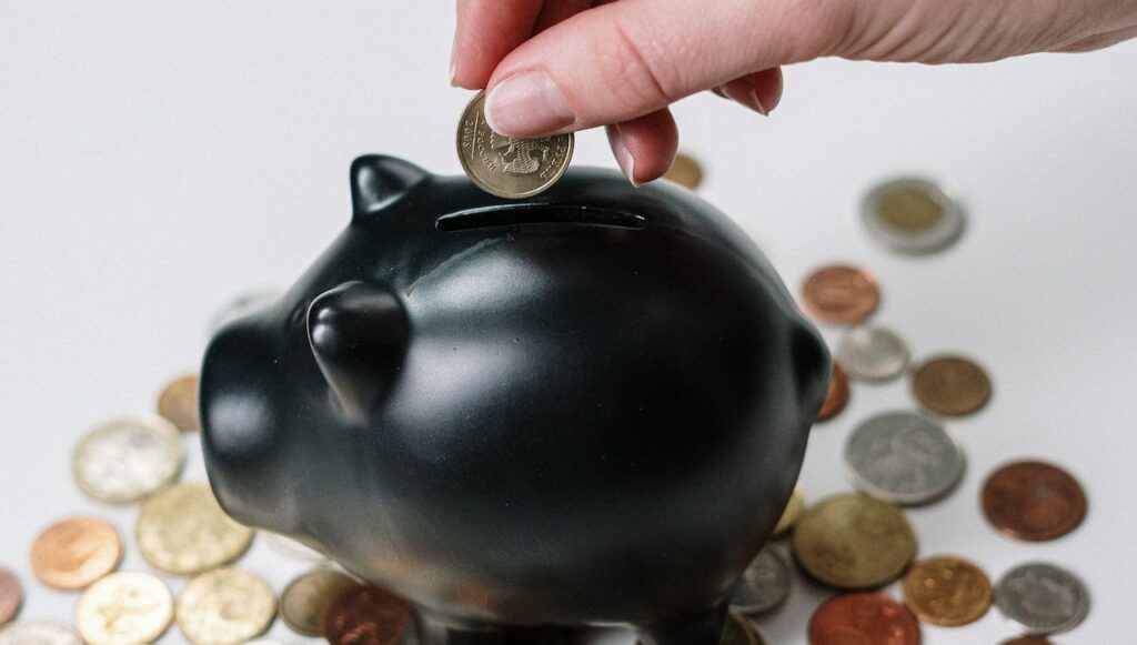 أفضل استثمار بمبلغ بسيط في الإمارات